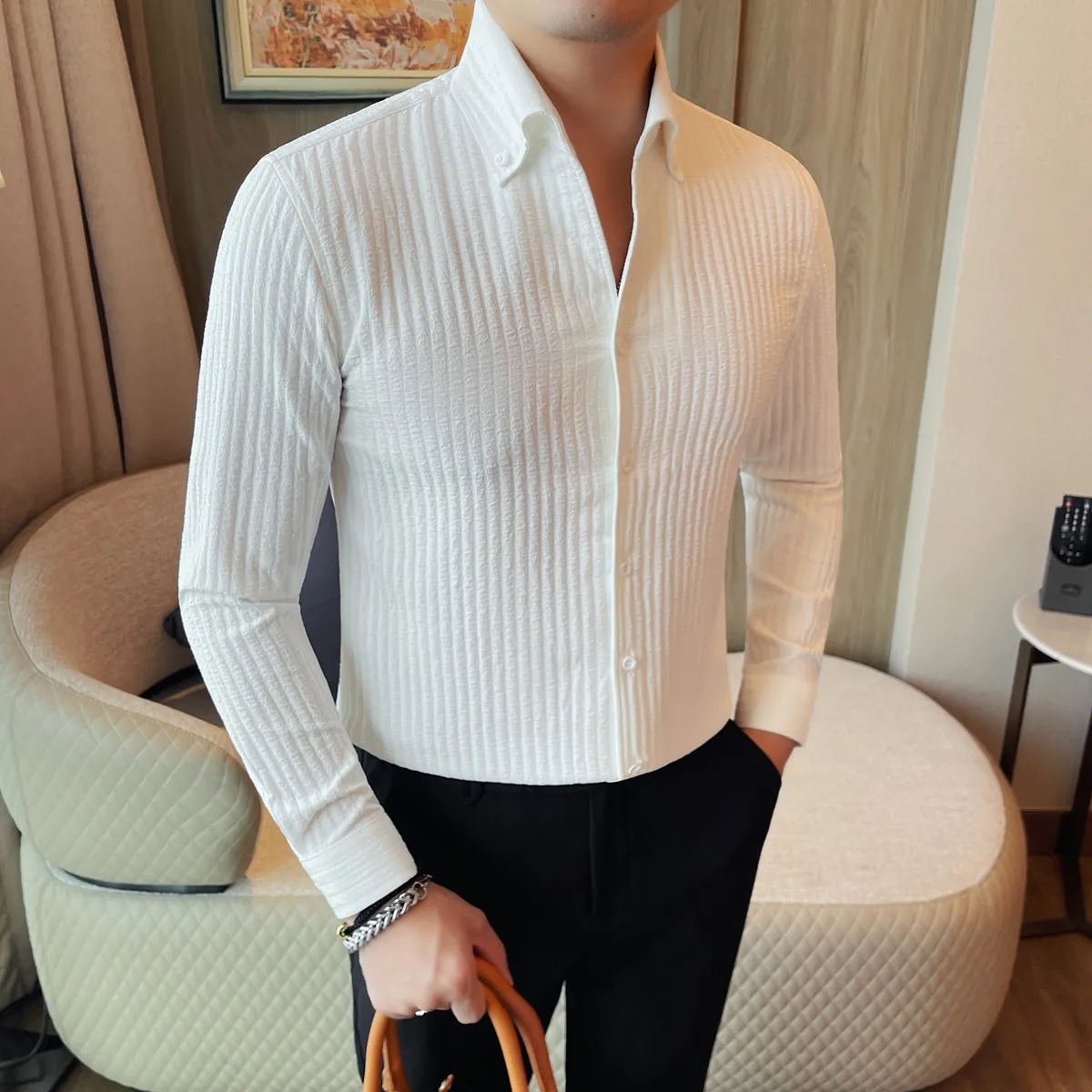 Черные/белые мужские социальные рубашки высокого качества, однотонные мужские повседневные рубашки с длинными рукавами, облегающие эластичные деловые блузки 
Черные/белые мужские социальные рубашки высокого качества, однотонные мужские повседневные рубашки с длинными рукавами, облегающие эластичные деловые блузки