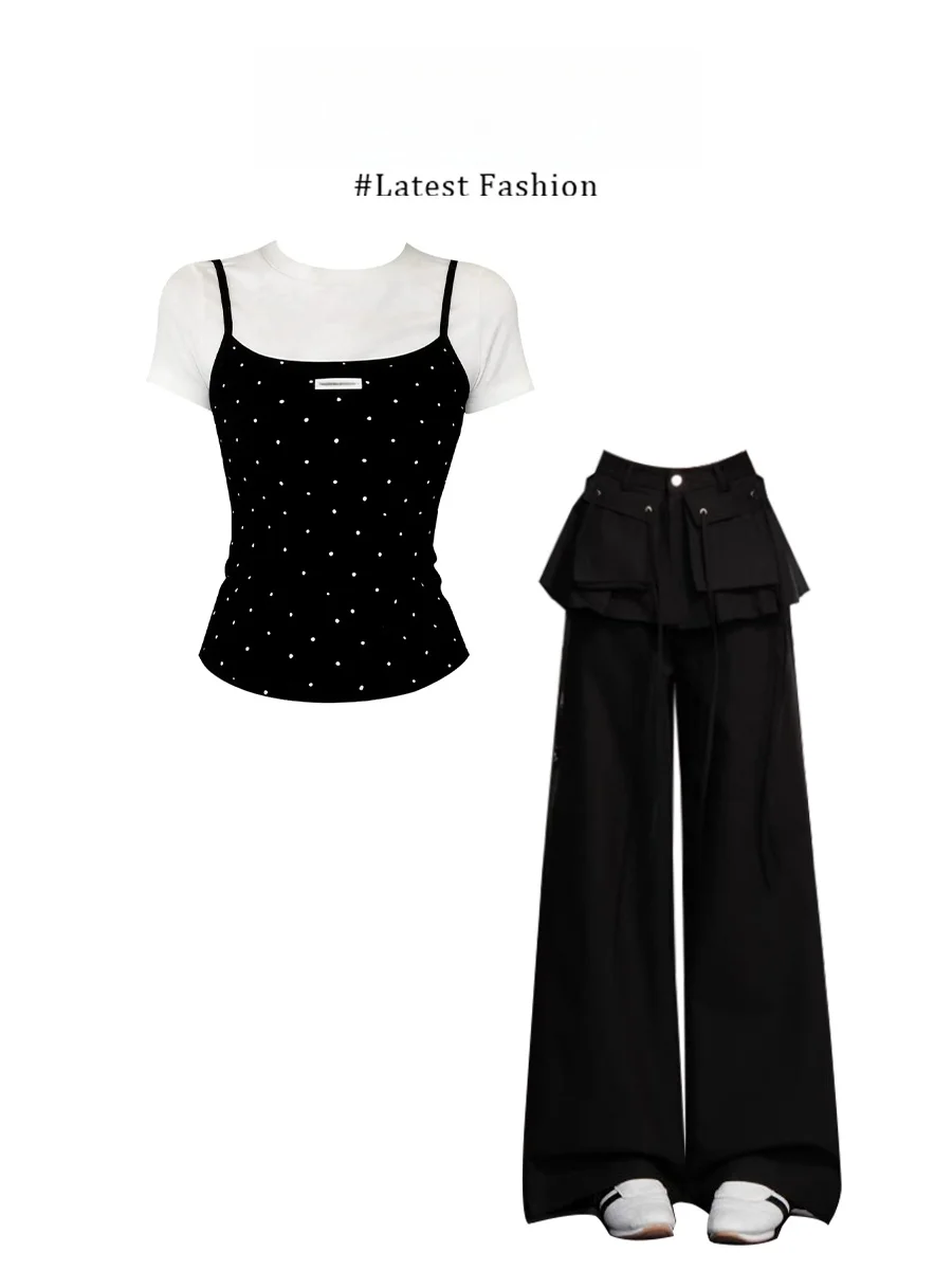 Summer New Polka Dot Fake Two-Piece T-Shirt And Pants Set Women's Casual Wear Polyester Fiber Short Sleeve round Neck Top
Summer New Polka Dot Fake Two-Piece T-Shirt And Pants Set Women's Casual Wear Polyester Fiber Short Sleeve round Neck Top