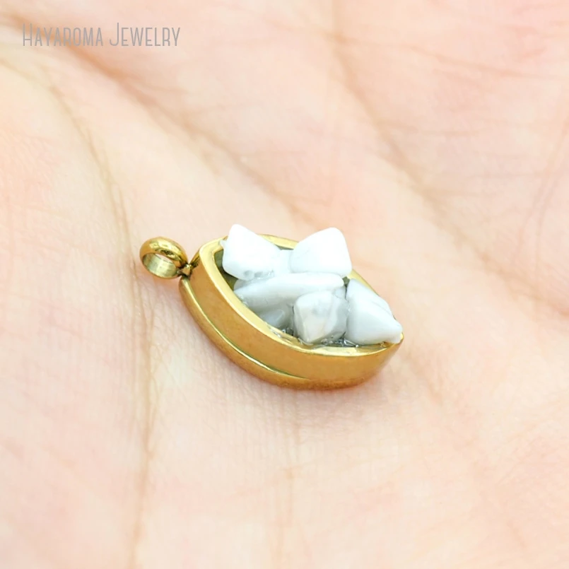 5Pcs Copper Jewelry Gold Color Wholesale Religious Eye Pendant Metal Semi-precious Stone Howlite Charms
5Pcs Copper Jewelry Gold Color Wholesale Religious Eye Pendant Metal Semi-precious Stone Howlite Charms