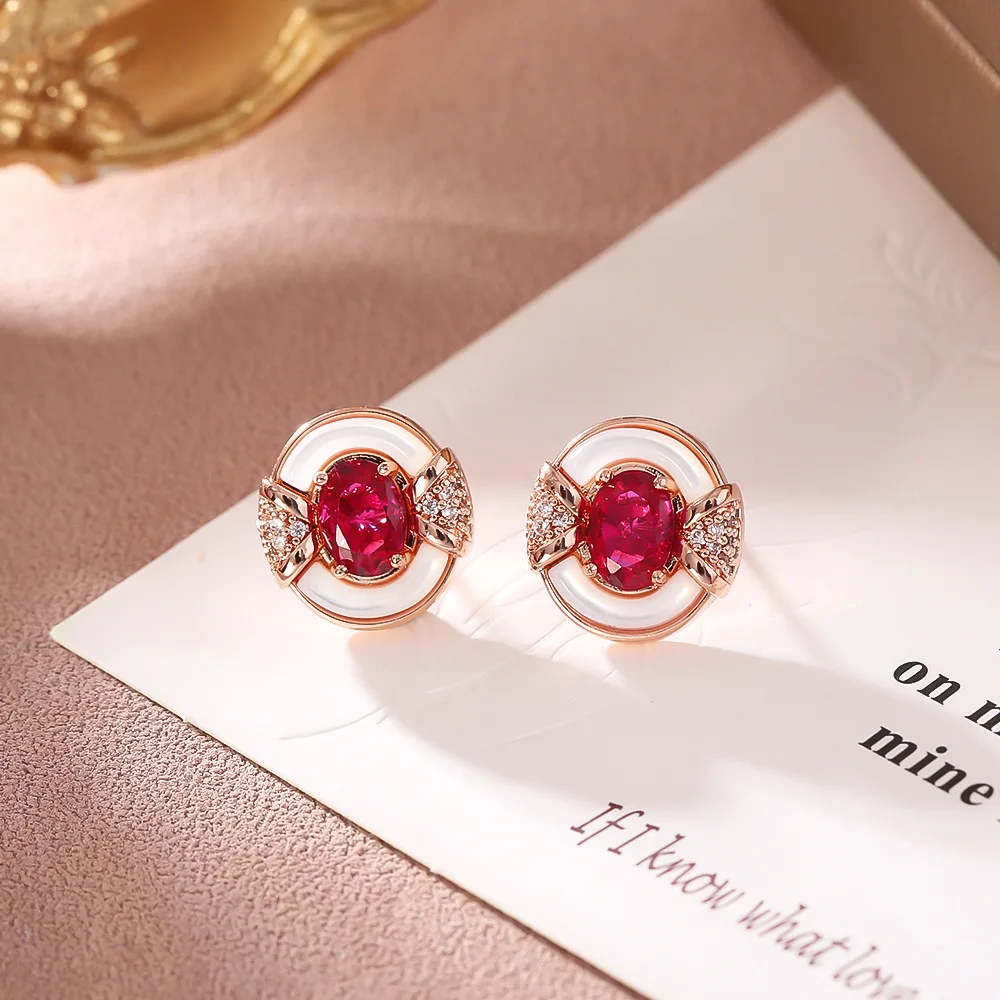 Pink zircon earrings, light luxury, high-end, personalized earrings, niche design, exquisite and fashionable commuting earrings
Pink zircon earrings, light luxury, high-end, personalized earrings, niche design, exquisite and fashionable commuting earrings