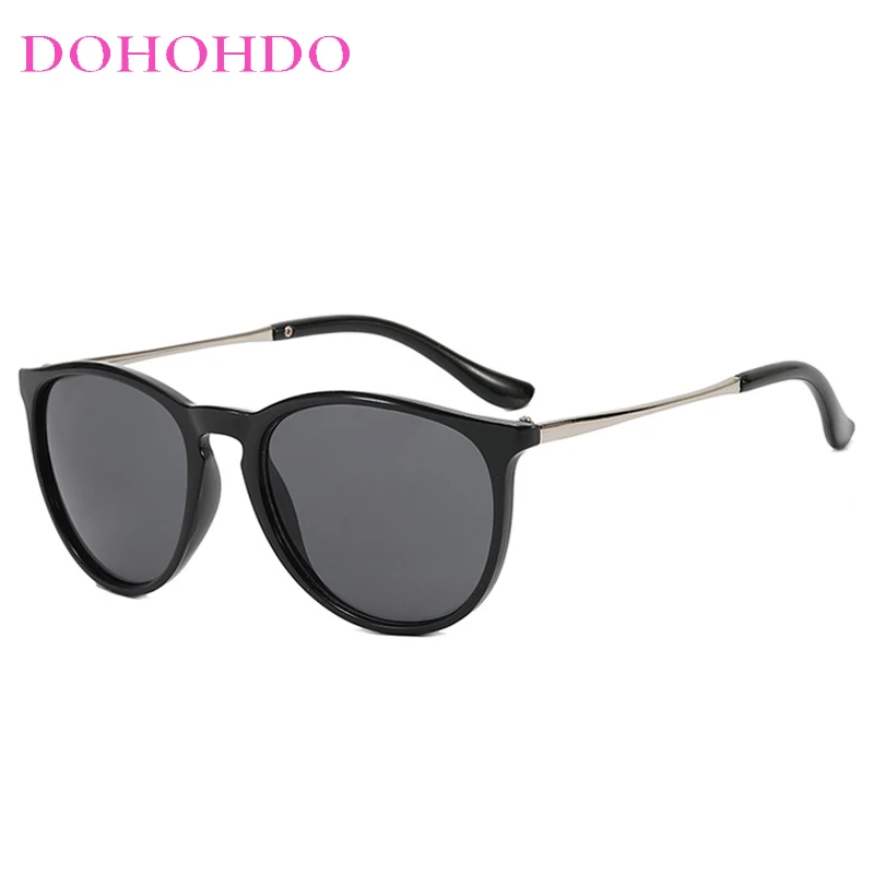 Vintage Classic Oval Women's Sunglasses Luxury Designer Trendy Men Sunglass Outdoor Driving Shade Eyeglasses Unisex Lentes UV400
Vintage Classic Oval Women's Sunglasses Luxury Designer Trendy Men Sunglass Outdoor Driving Shade Eyeglasses Unisex Lentes UV400