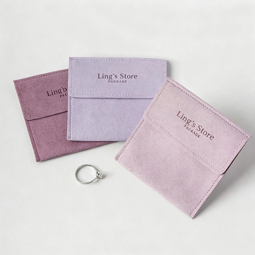 50pcs Luxury Debossed Logo Jewelry Microfiber Envelope Bag Suede Velvet Flap Pouch Rings Earrings Studs Necklace Pendant Pocket
50pcs Luxury Debossed Logo Jewelry Microfiber Envelope Bag Suede Velvet Flap Pouch Rings Earrings Studs Necklace Pendant Pocket