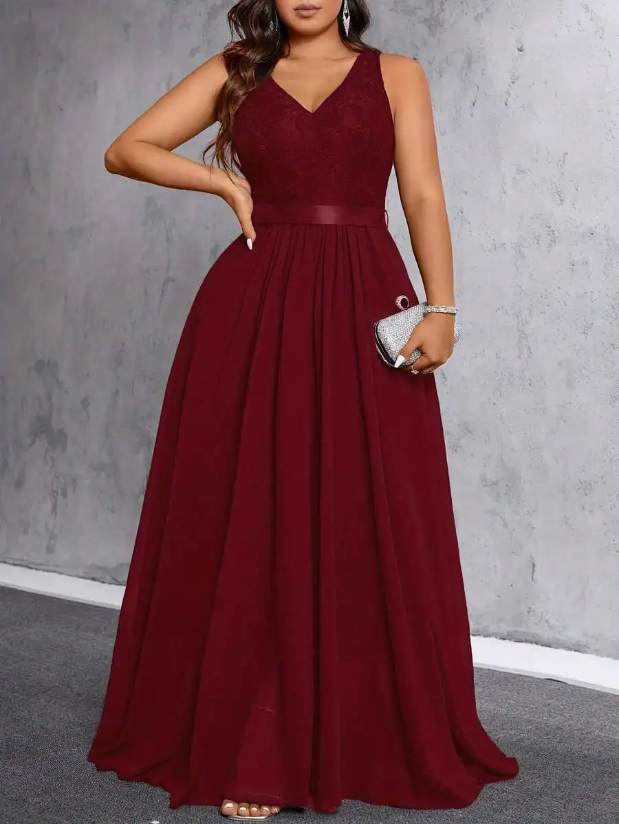 Plus Size Elegant Chiffon Lace Patchwork V-Neck Floor Length Prom Dress
Plus Size Elegant Chiffon Lace Patchwork V-Neck Floor Length Prom Dress