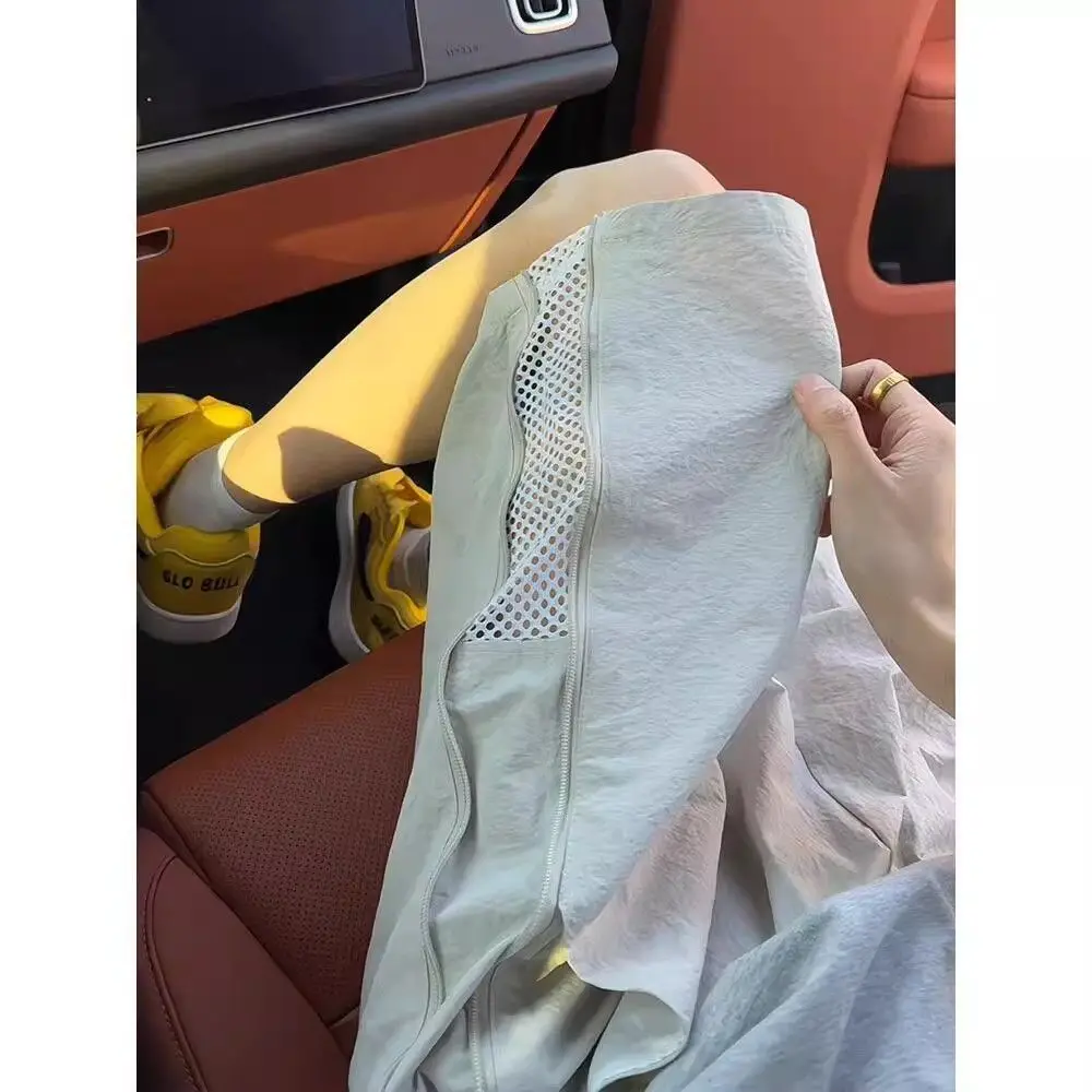 Мужские летние легкие свободные велосипедные шорты длиной 5 дюймов, дышащие, быстросохнущие, с боковой молнией, повседневные брюки для пар
Мужские летние легкие свободные велосипедные шорты длиной 5 дюймов, дышащие, быстросохнущие, с боковой молнией, повседневные брюки для пар