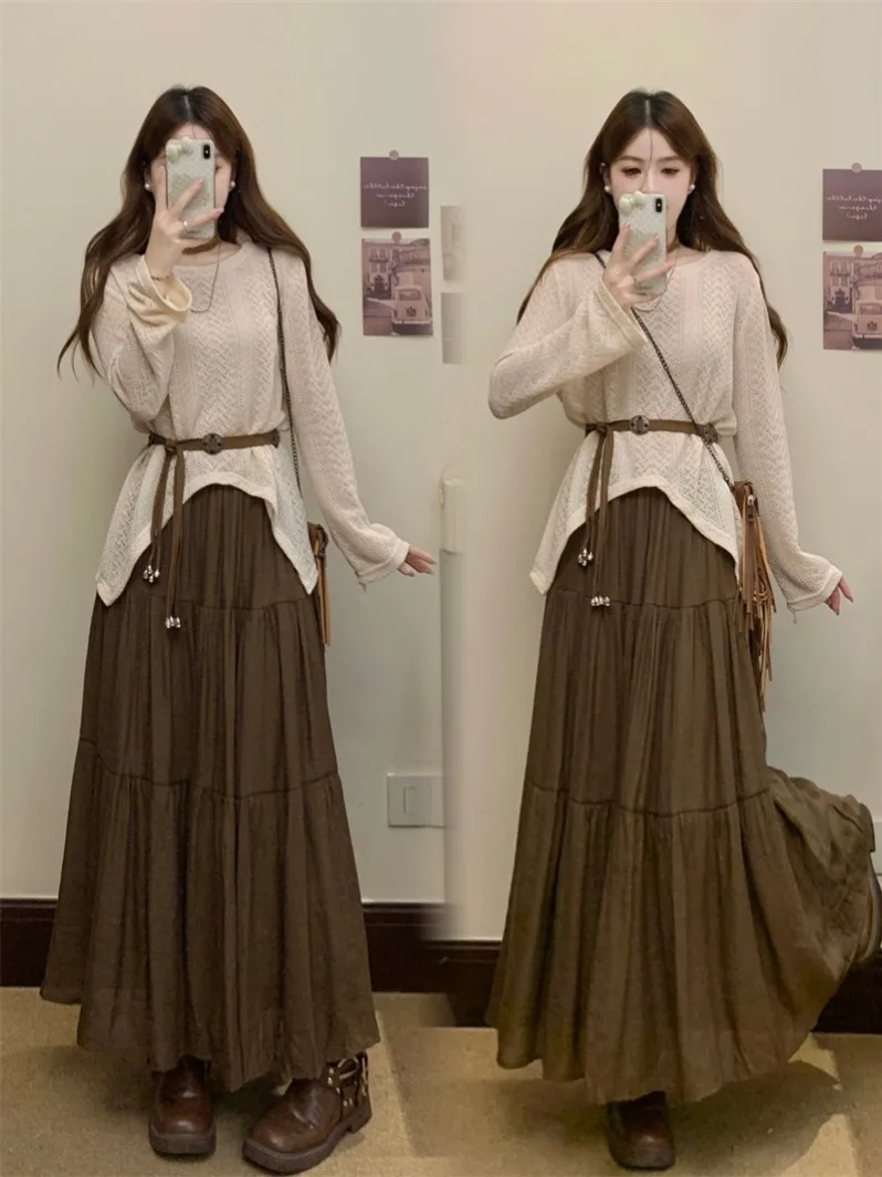 Модный женский вязаный комплект больших размеров: юбка и топ с длинным рукавом, асимметричный подол, для осени и повседневной носки
Модный женский вязаный комплект больших размеров: юбка и топ с длинным рукавом, асимметричный подол, для осени и повседневной носки