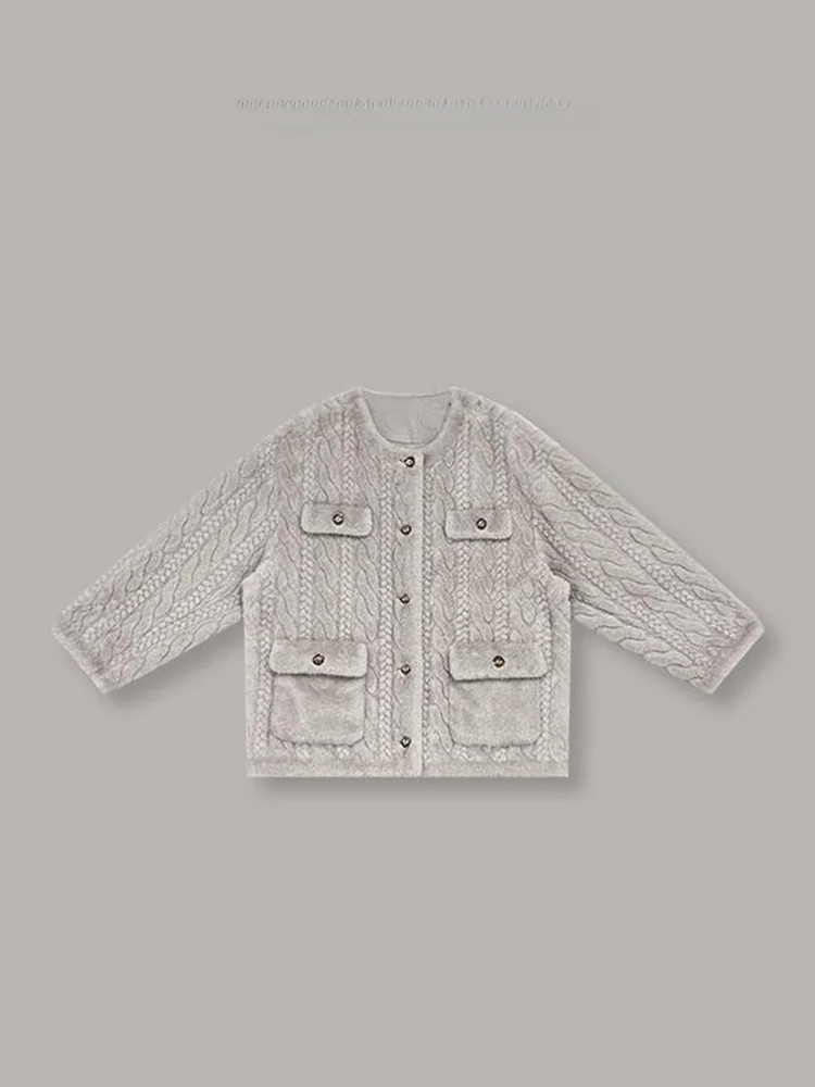 Утепленное пальто из искусственного меха, вязаное, свободного кроя, белое, с ароматом чая, новая коллекция осень-зима, женское короткое пальто
Утепленное пальто из искусственного меха, вязаное, свободного кроя, белое, с ароматом чая, новая коллекция осень-зима, женское короткое пальто