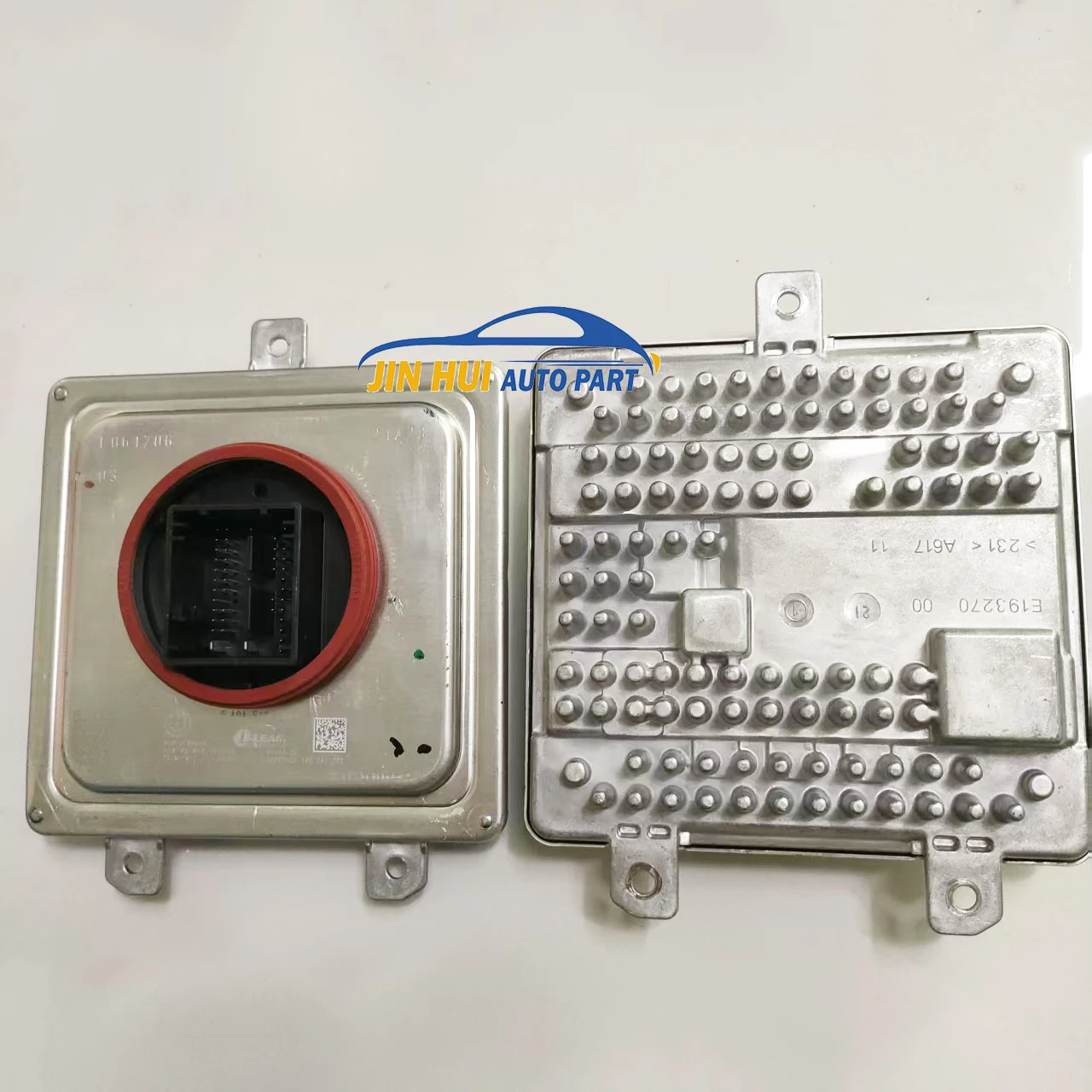 5A0AFA9-01 OEM оригинальный новый 63115A0AFA9 модуль управления светодиодными фарами для BM-W 3 серии G20 X5 G05 X6 G06 X7 G07 G14 G15 2020
5A0AFA9-01 OEM оригинальный новый 63115A0AFA9 модуль управления светодиодными фарами для BM-W 3 серии G20 X5 G05 X6 G06 X7 G07 G14 G15 2020