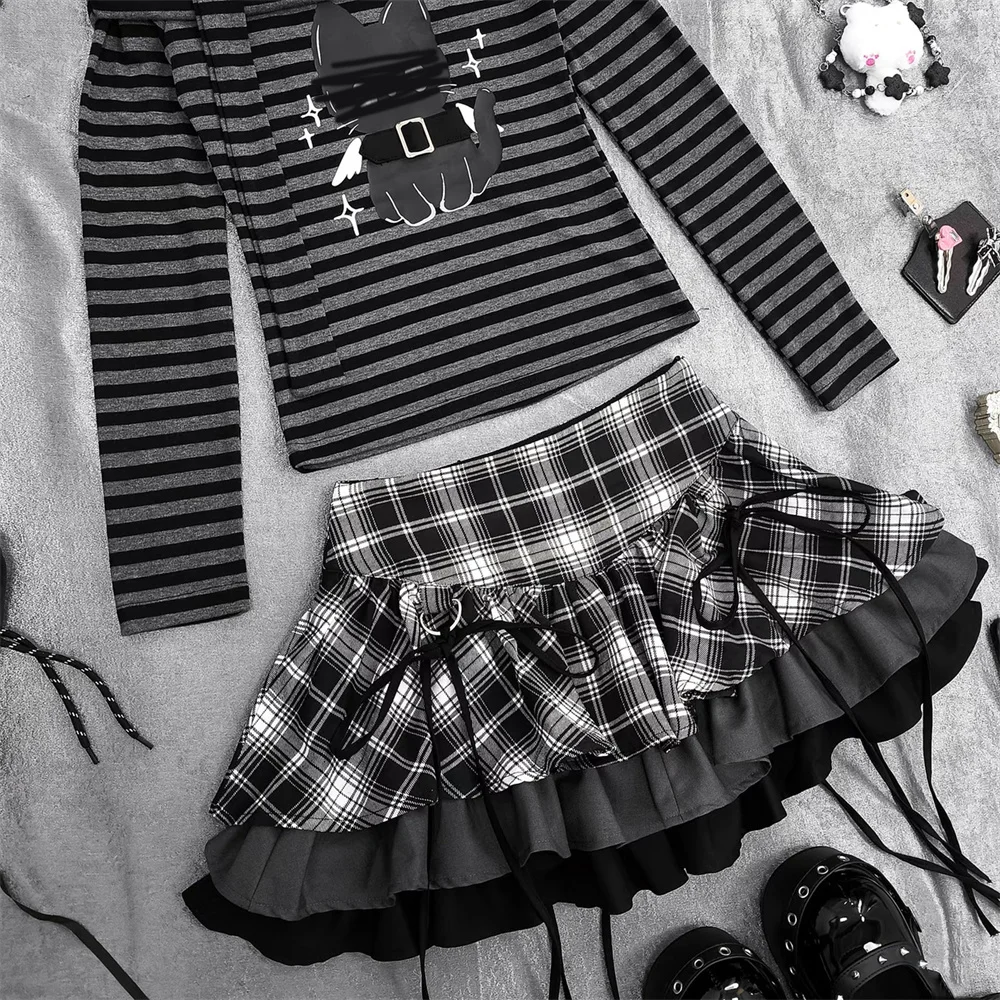 Red Black Plaid Print Ruffle Cake Mini Japanese Dance Skirt Bow High Waist Kpop Punk Gothic Vintage Fairycore Grunge Clubwear
Red Black Plaid Print Ruffle Cake Mini Japanese Dance Skirt Bow High Waist Kpop Punk Gothic Vintage Fairycore Grunge Clubwear