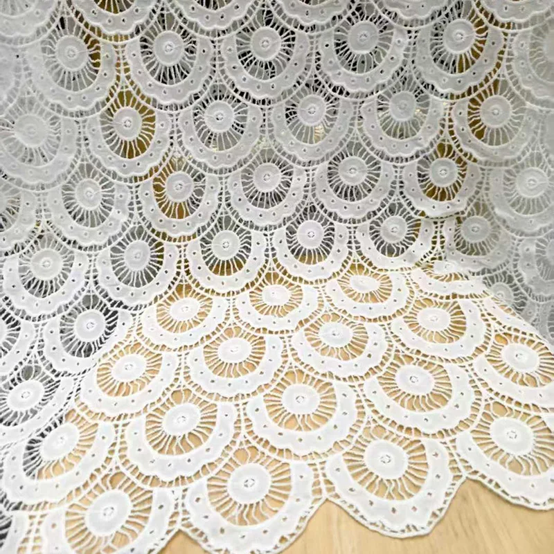 Высококачественная водорастворимая кружевная вышитая полая ткань для свадебных платьев, торжественных платьев, рубашек, дизайнерской ткани для платьев
Высококачественная водорастворимая кружевная вышитая полая ткань для свадебных платьев, торжественных платьев, рубашек, дизайнерской ткани для платьев
