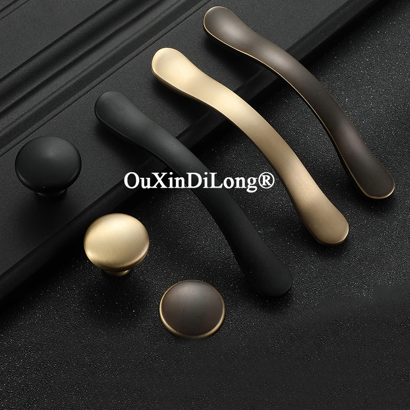 Retro 4PCS Solid Brass Safety Anti-collision Furniture Handle Drawer Pulls Cupboard Wardrobe Kitchen Shoe TV Cabinet Pulls Knobs
Retro 4PCS Solid Brass Safety Anti-collision Furniture Handle Drawer Pulls Cupboard Wardrobe Kitchen Shoe TV Cabinet Pulls Knobs