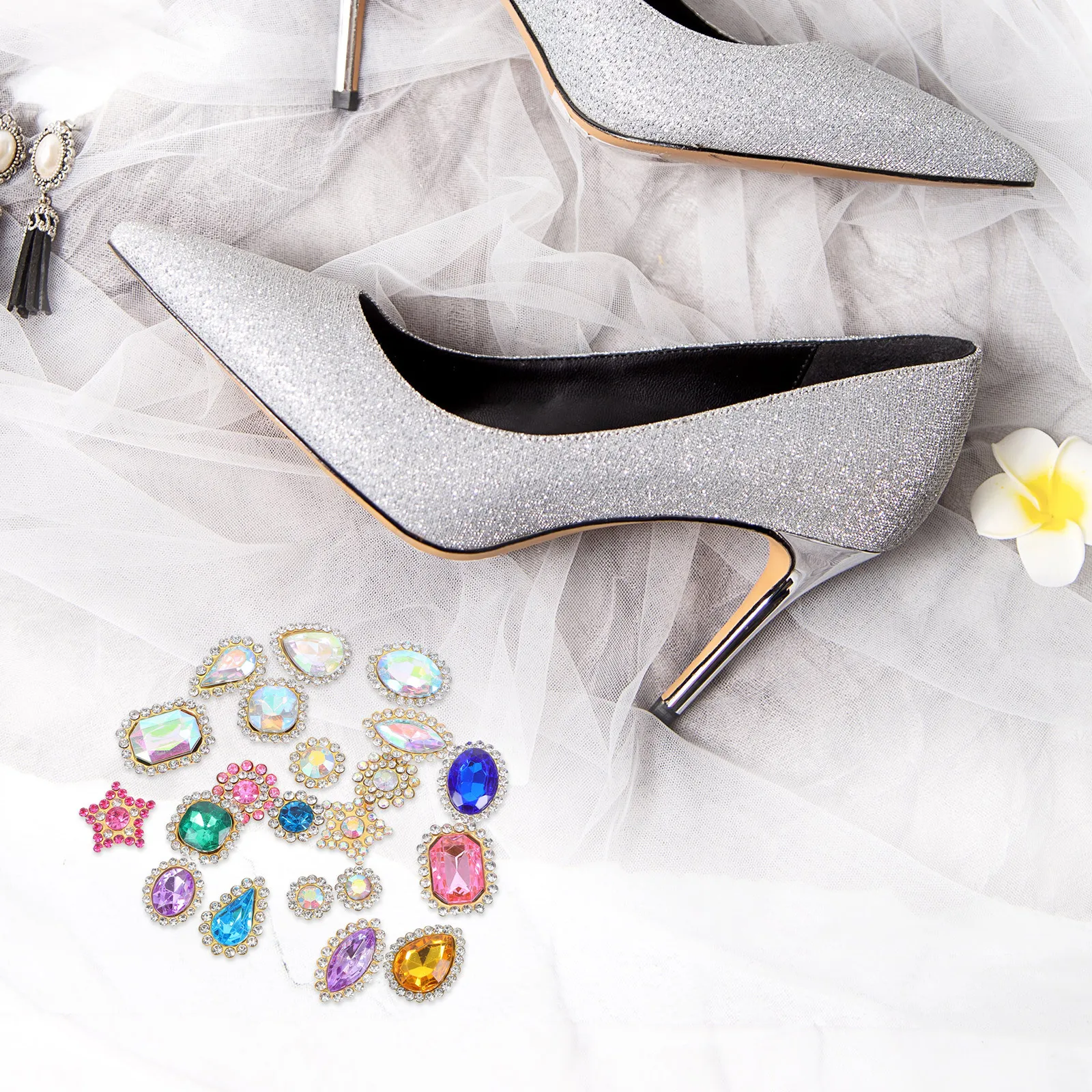 100Pcs DIY Hair Clip Rhinestone Materials Water Sunflower Decorative Rhinestones Hand Sewing Rhinestone Flowers for Clothes
100Pcs DIY Hair Clip Rhinestone Materials Water Sunflower Decorative Rhinestones Hand Sewing Rhinestone Flowers for Clothes