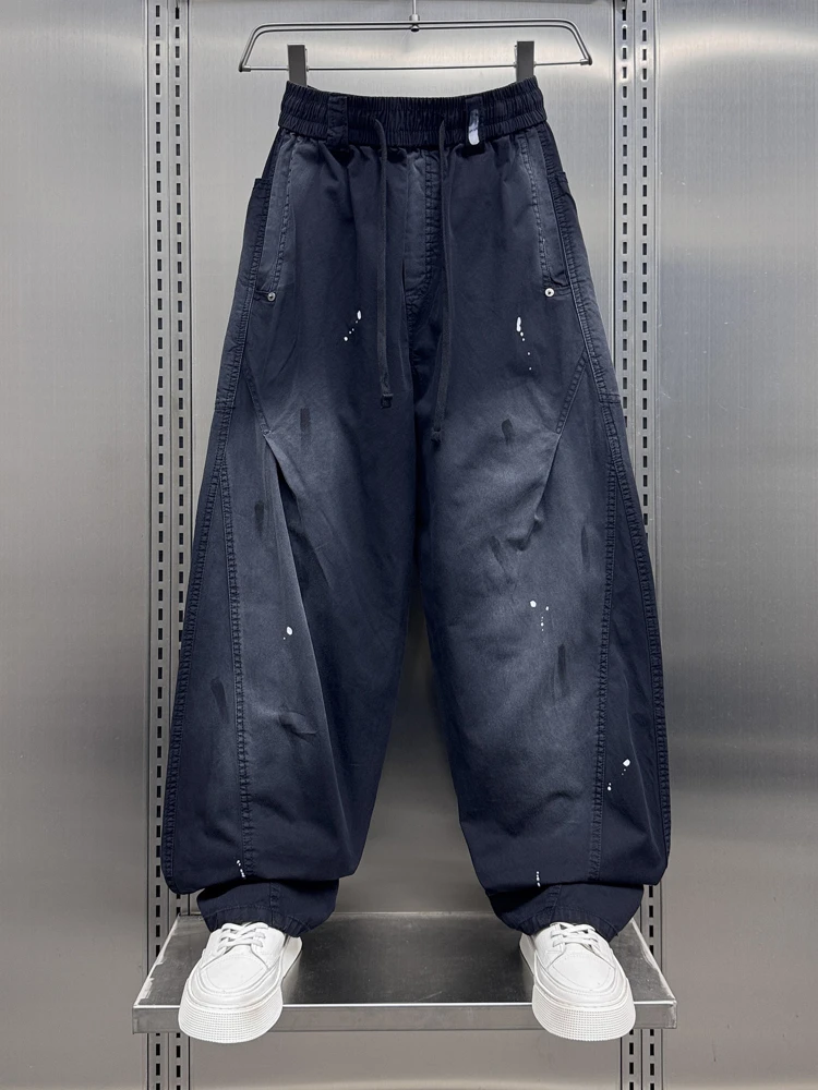 Летние мужские повседневные брюки 2025 года в американском стиле, с эффектом окрашивания, свободные, широкие, прямого кроя, с эластичным поясом, длинные
Летние мужские повседневные брюки 2025 года в американском стиле, с эффектом окрашивания, свободные, широкие, прямого кроя, с эластичным поясом, длинные