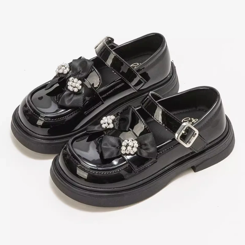 Children's Leather Shoes Spring New Bow Girls' Princess Shoes Fashion Rhinestone Soft Soled Baby Girls' Loafers Shoes
Children's Leather Shoes Spring New Bow Girls' Princess Shoes Fashion Rhinestone Soft Soled Baby Girls' Loafers Shoes