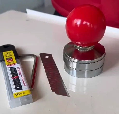 Woodworking Edge Trimmer for Cabinet Doors, Manual PVC Film Deburring & Seam Edge Scraper Tool
Woodworking Edge Trimmer for Cabinet Doors, Manual PVC Film Deburring & Seam Edge Scraper Tool