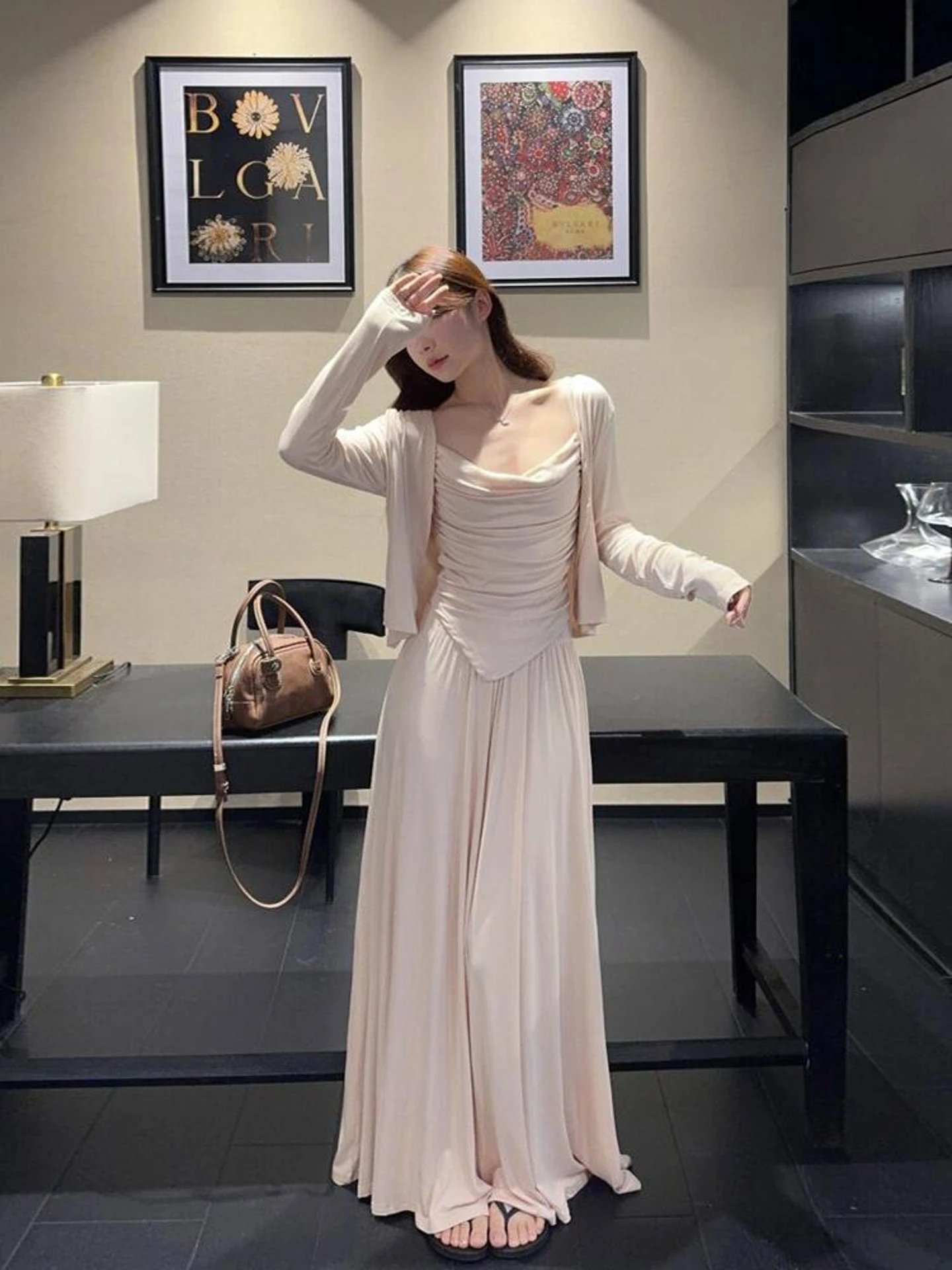 Spring 2026 Women's Fashion Set Pure Desire Long Sleeve Open Cardigan with Irregular Pleats Wide Leg Casual Pants Three Piece...
Spring 2026 Women's Fashion Set Pure Desire Long Sleeve Open Cardigan with Irregular Pleats Wide Leg Casual Pants Three Piece...