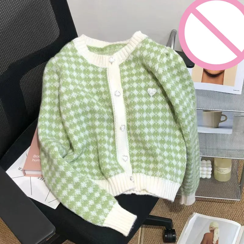 2026 Soft plump woman Sweater knitwear women's short-sleeved outerwear youthful vibe slimming fair-skinned sweaters Cardigan
2026 Soft plump woman Sweater knitwear women's short-sleeved outerwear youthful vibe slimming fair-skinned sweaters Cardigan