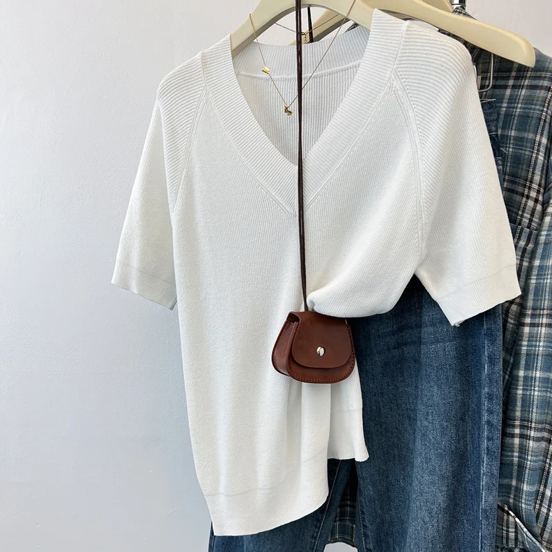 Sweaters Knitted Sweater Women Pullovers New V-Neck Black Knit Sweater Pullover Women Tops Short Sleeve Sueters De Mujer Q2442
Sweaters Knitted Sweater Women Pullovers New V-Neck Black Knit Sweater Pullover Women Tops Short Sleeve Sueters De Mujer Q2442