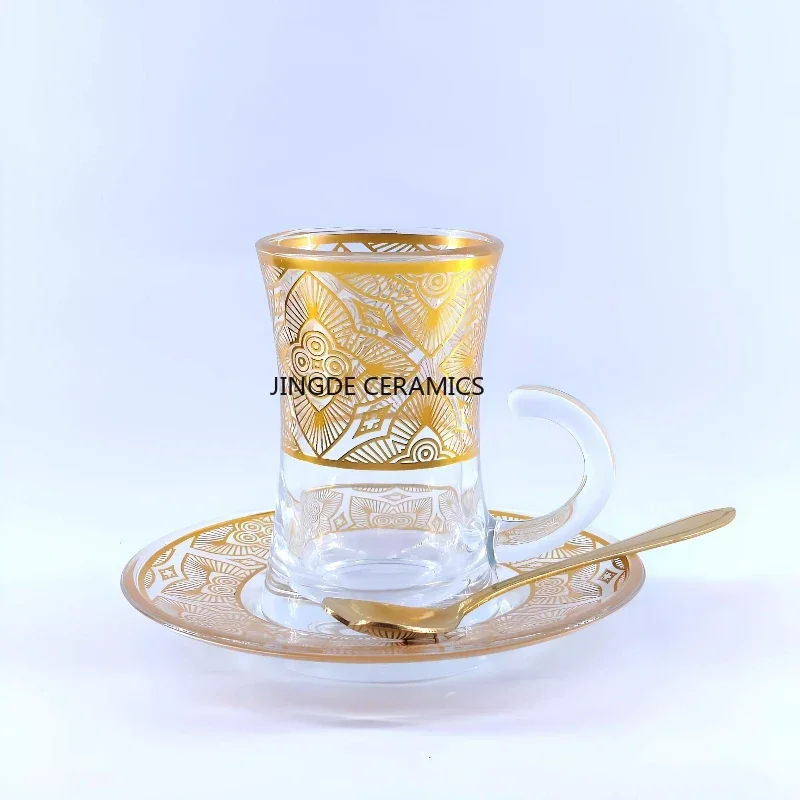 Türkiye Glass Coffee Cup Glass Cup Set Photography Props Black Tea Coffee Cups and Plates Kitchen Supplies Cup with Handle 
Türkiye Glass Coffee Cup Glass Cup Set Photography Props Black Tea Coffee Cups and Plates Kitchen Supplies Cup with Handle