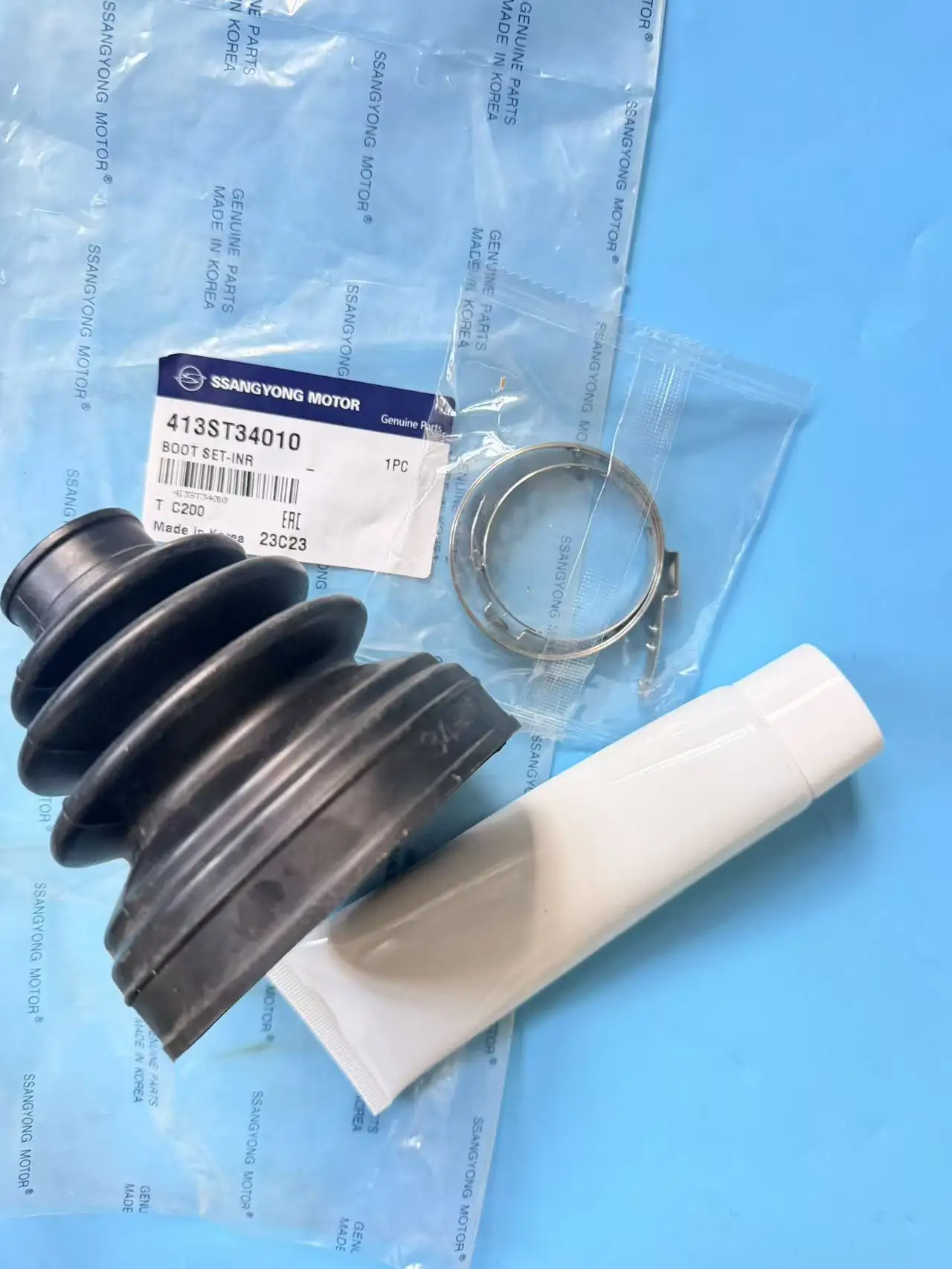 Axle Shaft Inner Boot Set 413ST34010 For Ssangyong Korando C New Actyon
Axle Shaft Inner Boot Set 413ST34010 For Ssangyong Korando C New Actyon