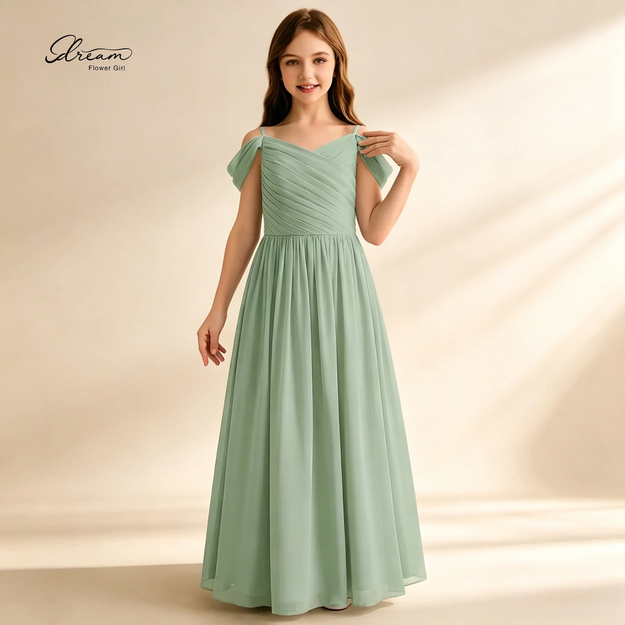 Elegant Green V-Neck Off-Shoulder Chiffon Floor-Length Children's Party Dress featuring a pleated cinched-waist design
Elegant Green V-Neck Off-Shoulder Chiffon Floor-Length Children's Party Dress featuring a pleated cinched-waist design