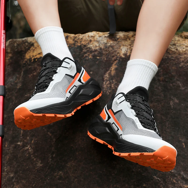 Мужские весенне-осенние походные ботинки для активного отдыха на открытом воздухе с дышащей и водонепроницаемой кожаной поверхностью, противоскользящей мягкой подошвой, размеры 39-46.
Мужские весенне-осенние походные ботинки для активного отдыха на открытом воздухе с дышащей и водонепроницаемой кожаной поверхностью, противоскользящей мягкой подошвой, размеры 39-46.