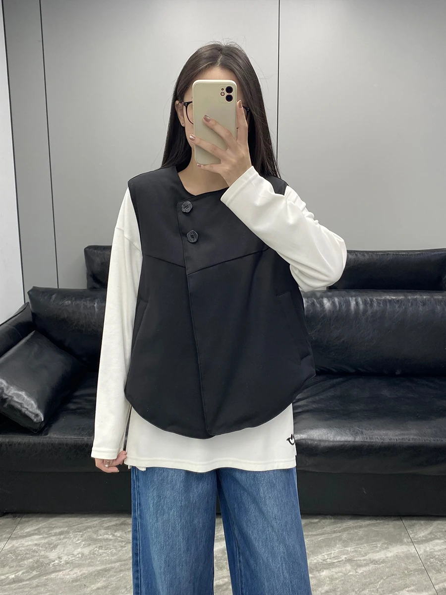 Повседневный укороченный пуховый жилет с круглым вырезом для женщин, модный теплый белый пуховый жилет, новинка, 90% пухового наполнителя
Повседневный укороченный пуховый жилет с круглым вырезом для женщин, модный теплый белый пуховый жилет, новинка, 90% пухового наполнителя