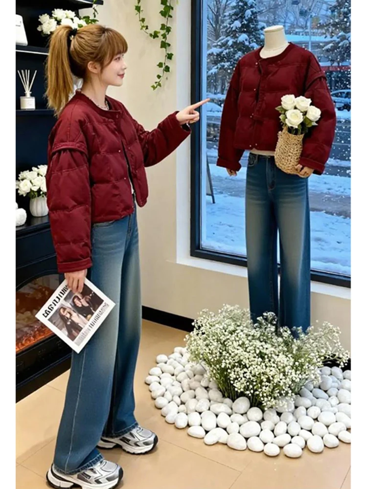 Корейская короткая милая женская куртка 2026 года, новая зимняя, в стиле ретро, качественная, красная, хлопковая, свободного кроя, с длинной молнией
Корейская короткая милая женская куртка 2026 года, новая зимняя, в стиле ретро, качественная, красная, хлопковая, свободного кроя, с длинной молнией