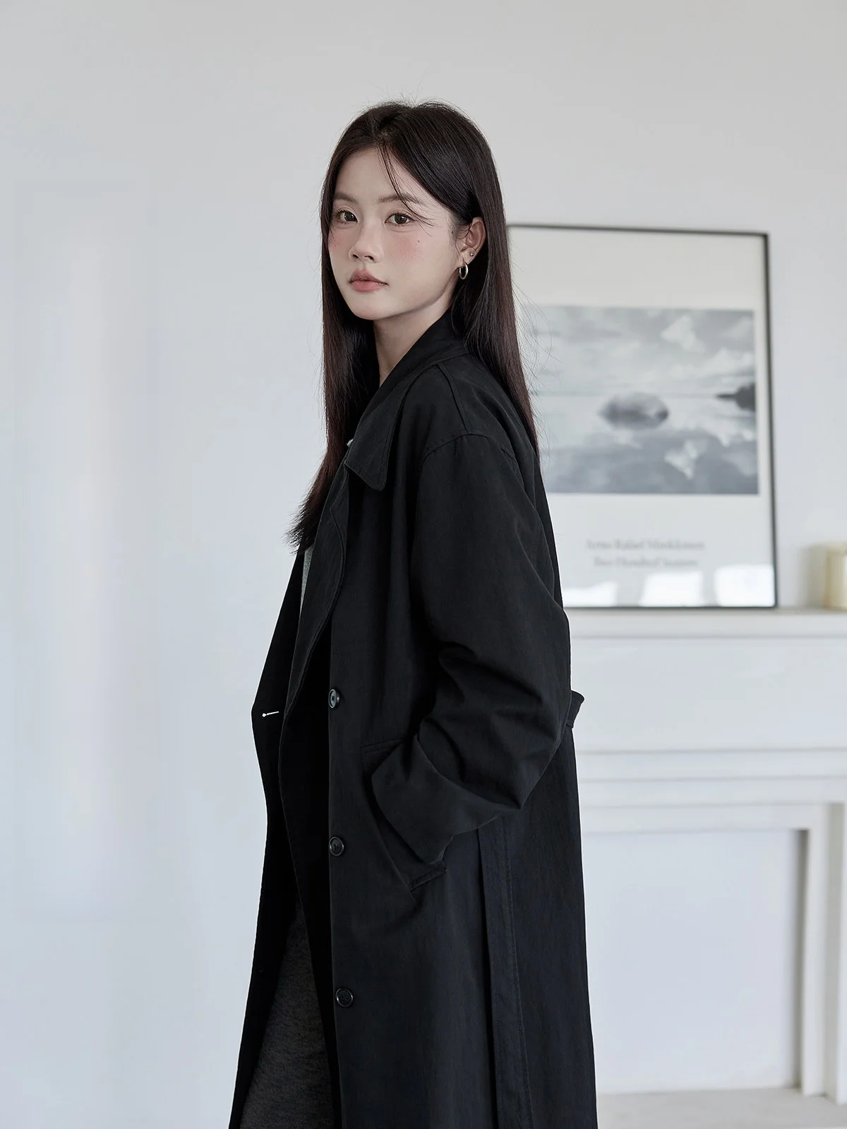 Пальто женское HUIXI Bla Ele Briti Sle, осень-зима 2025, новинка, корейский стиль, свободный крой, длинный рукав, для повседневной носки
Пальто женское HUIXI Bla Ele Briti Sle, осень-зима 2025, новинка, корейский стиль, свободный крой, длинный рукав, для повседневной носки