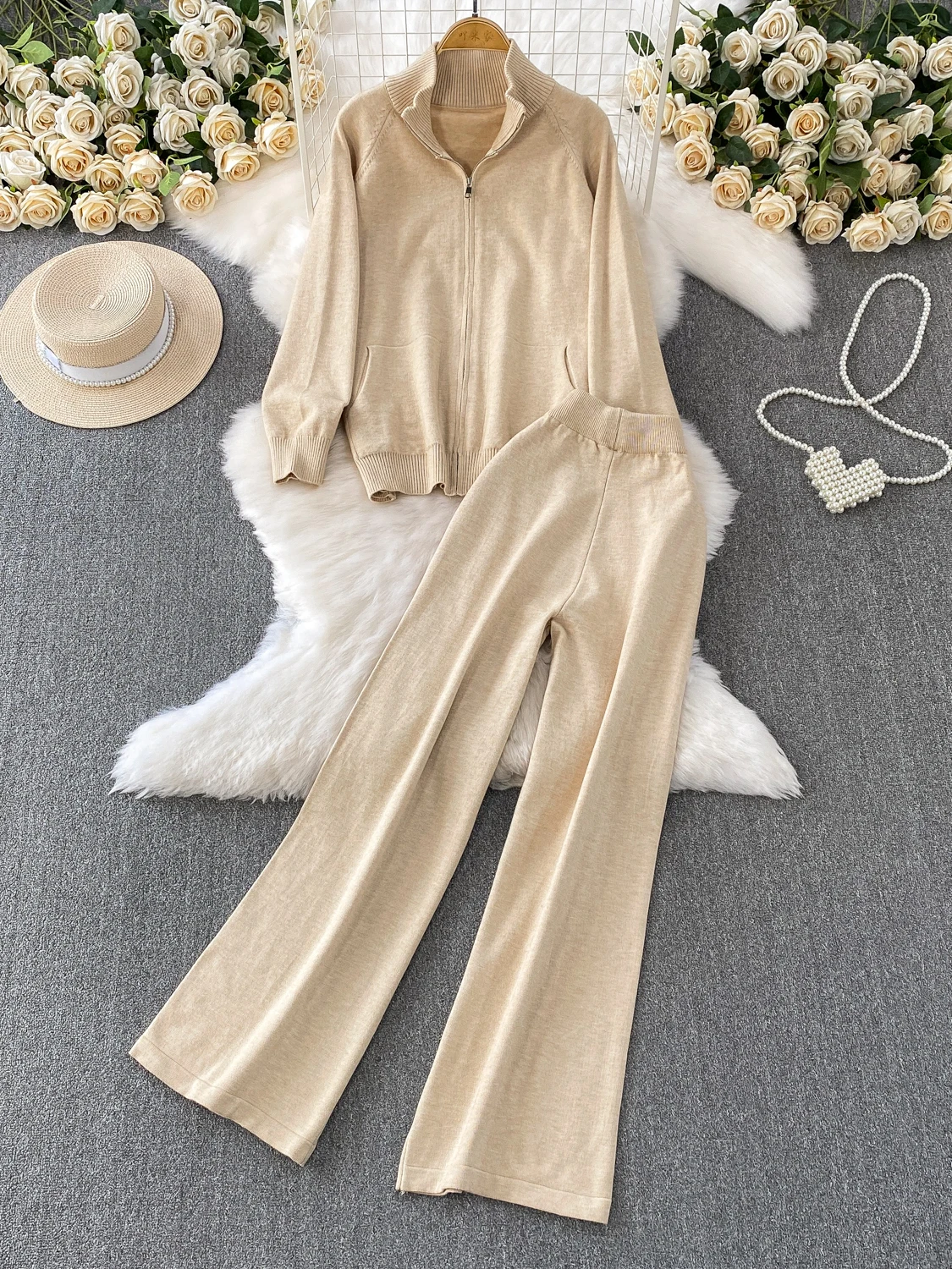 ey Casual Knitted Set Women Winter Loose Slimming Zipper Stand Collar Outerwear High Waist Wide Leg Pants Faion Set
ey Casual Knitted Set Women Winter Loose Slimming Zipper Stand Collar Outerwear High Waist Wide Leg Pants Faion Set