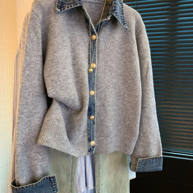 Women's Loose Casual Cardigan Coat Design Sense Knitwear Outerwear Top Ladies New Autumn Winter Cowboy Neck Stitching Sweater
Women's Loose Casual Cardigan Coat Design Sense Knitwear Outerwear Top Ladies New Autumn Winter Cowboy Neck Stitching Sweater