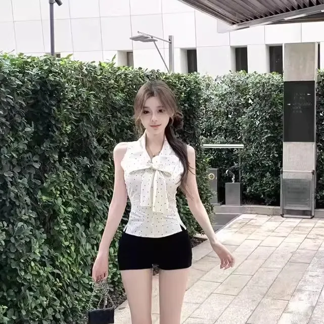 Faionable Polka Dot Vest irt Women's Summer New Sle Sweet Knot Ele Top Korean Sle Slim Fit No Sve V ...
Faionable Polka Dot Vest irt Women's Summer New Sle Sweet Knot Ele Top Korean Sle Slim Fit No Sve V ...