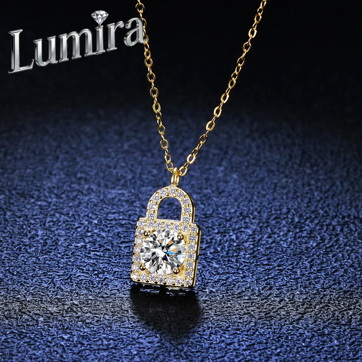 Lumira Platinum PT950 1-Carat Moissanite Necklace for Women 18K Gold Key Heart Lock Pendant Timeless Jewelry for Her
Lumira Platinum PT950 1-Carat Moissanite Necklace for Women 18K Gold Key Heart Lock Pendant Timeless Jewelry for Her