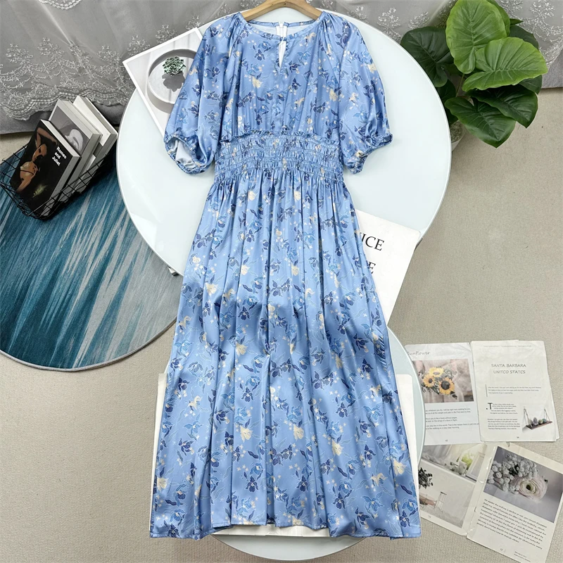 Elegant Mid-Length Printed Dress with Puffy Sleeves And Elastic Waist round Neck Artistic Women's Fashion Summer 2025
Elegant Mid-Length Printed Dress with Puffy Sleeves And Elastic Waist round Neck Artistic Women's Fashion Summer 2025