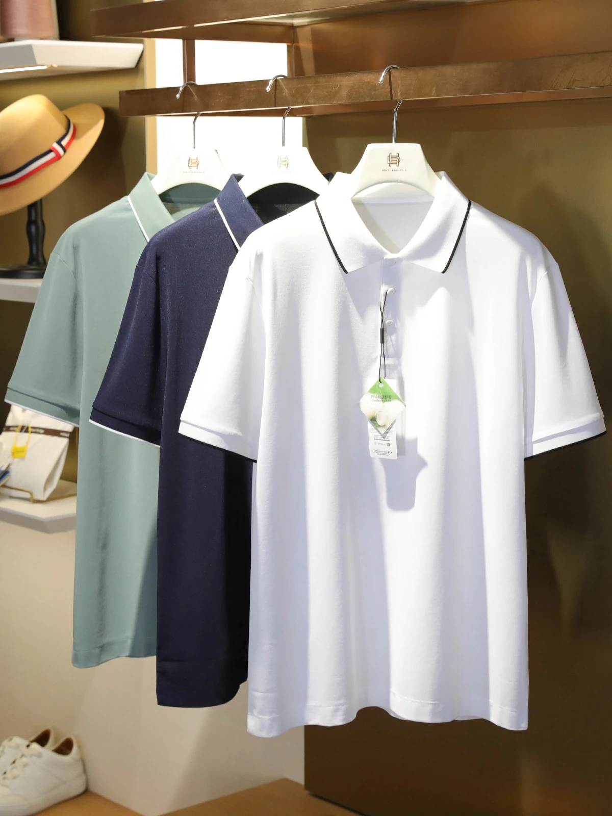 Мужская повседневная дышащая футболка с охлаждающим эффектом, летняя новинка, от Doctor.Huang's Faion Urban Cotton...
Мужская повседневная дышащая футболка с охлаждающим эффектом, летняя новинка, от Doctor.Huang's Faion Urban Cotton...