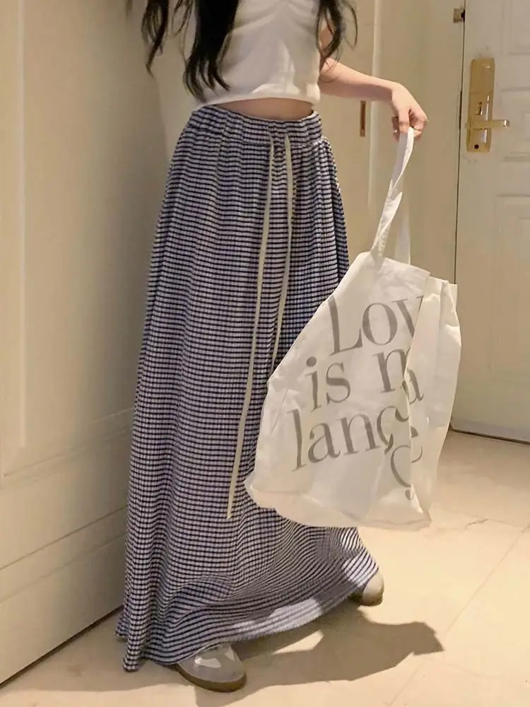 Wedbleder 2025 New Spring Summer Blue White Plaid Skirt Women Slim High Waisted Versatile College A-line Straight Long Skirts
Wedbleder 2025 New Spring Summer Blue White Plaid Skirt Women Slim High Waisted Versatile College A-line Straight Long Skirts