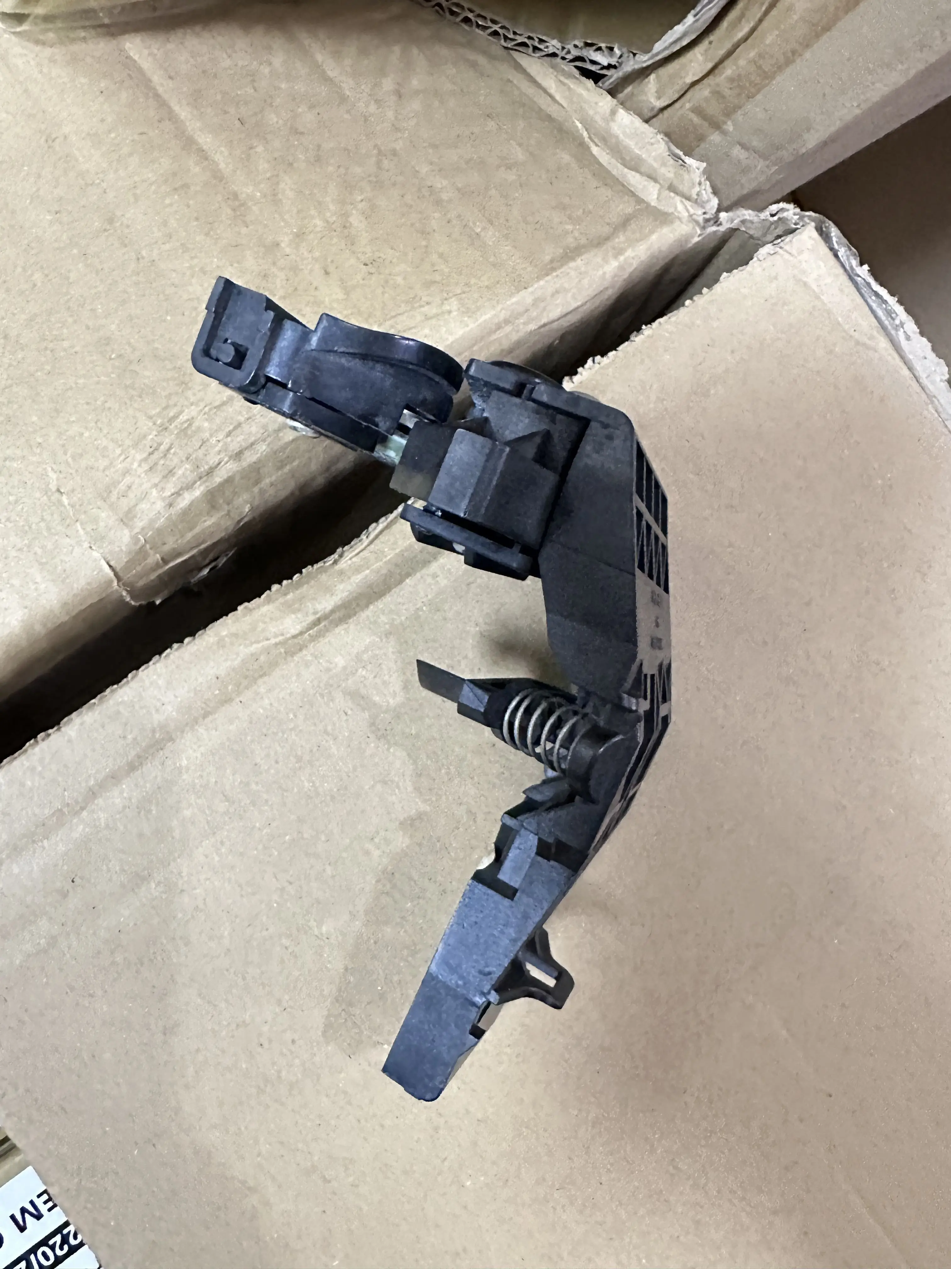 1 шт. резак для ремонта в сборе C7769-60163 c7769-60390 для HP Designjet 500 510 800 500ps 800plus hp500-резак
1 шт. резак для ремонта в сборе C7769-60163 c7769-60390 для HP Designjet 500 510 800 500ps 800plus hp500-резак