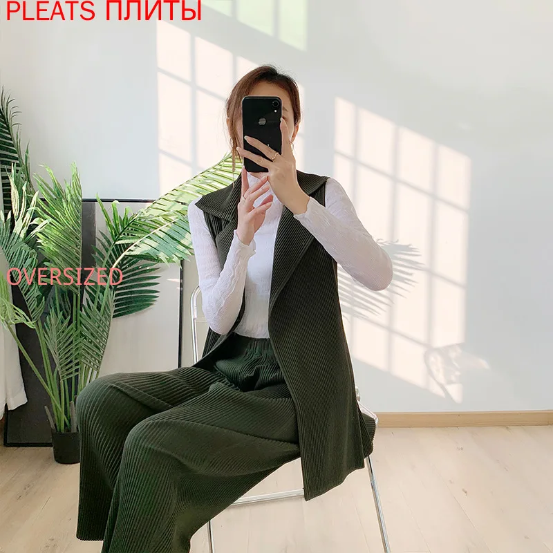 Miyake Pleated Thick Material Suit, Single-Button Long Vest, Loose Carrot Pants, 2-Piece Set, PLEATS, Spring and Summer, New
Miyake Pleated Thick Material Suit, Single-Button Long Vest, Loose Carrot Pants, 2-Piece Set, PLEATS, Spring and Summer, New