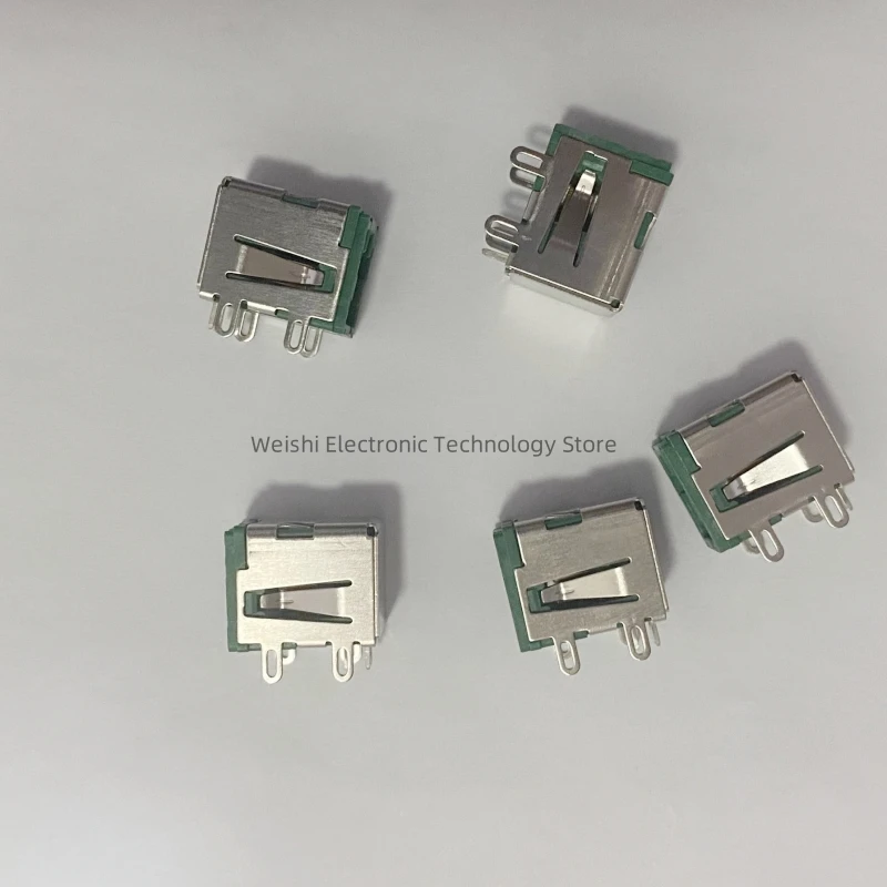 Amphenol automotive high-speed wire harness HSC connector USB2.0 application HSCHD02DR3001R horizontal
Amphenol automotive high-speed wire harness HSC connector USB2.0 application HSCHD02DR3001R horizontal
