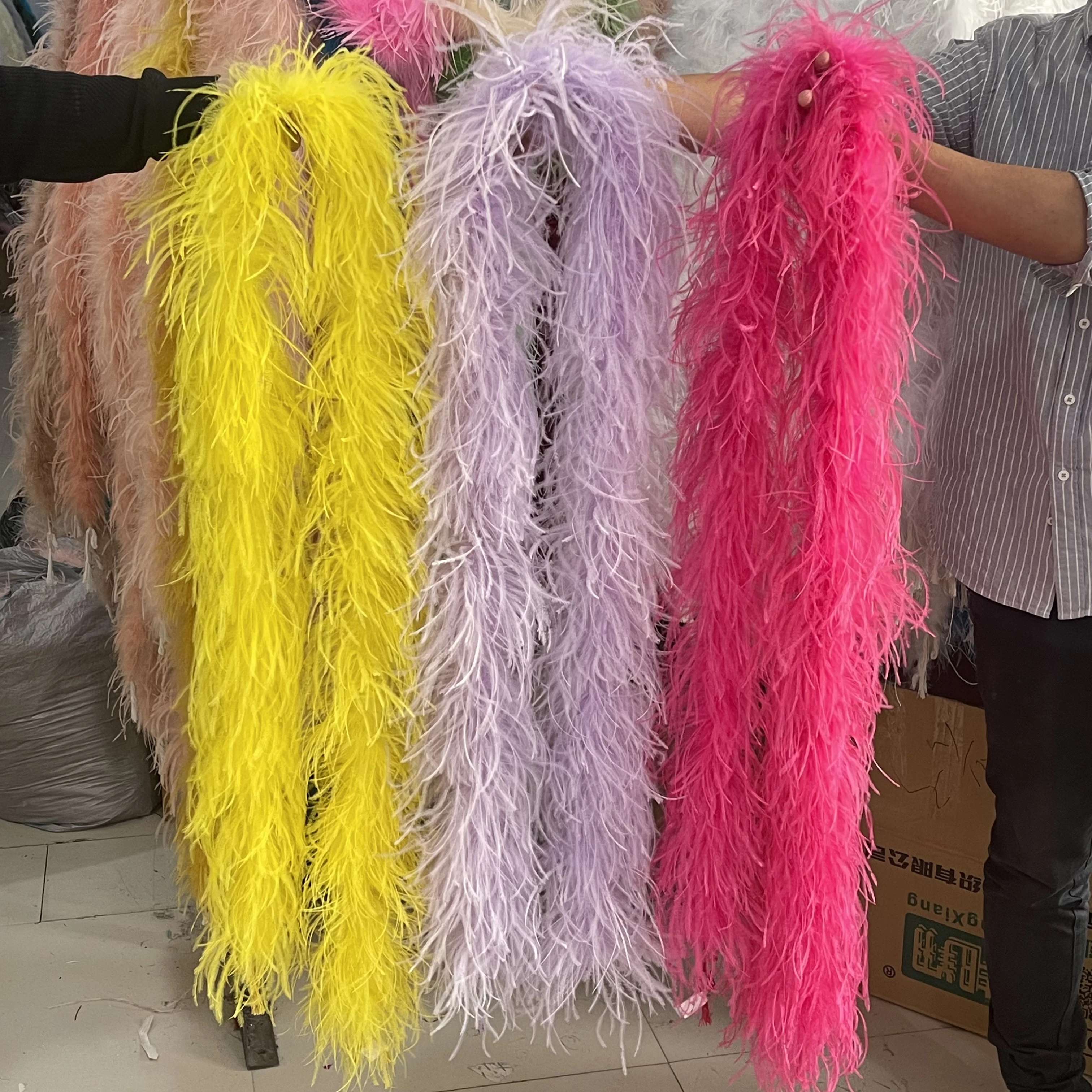 Colored 6 Ply Ostrich Feathers Boa Fringe Wedding Party Dress Clothing Sewing Shawl Decoration Crafts Plume 1/2/3/4m Custom
Colored 6 Ply Ostrich Feathers Boa Fringe Wedding Party Dress Clothing Sewing Shawl Decoration Crafts Plume 1/2/3/4m Custom