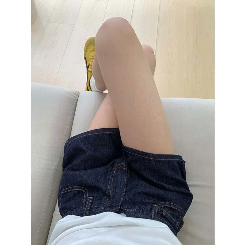 Pocket Design Denim Shorts Women's Summer High Waist Elastic Tight and Thin Hip Pants
Pocket Design Denim Shorts Women's Summer High Waist Elastic Tight and Thin Hip Pants