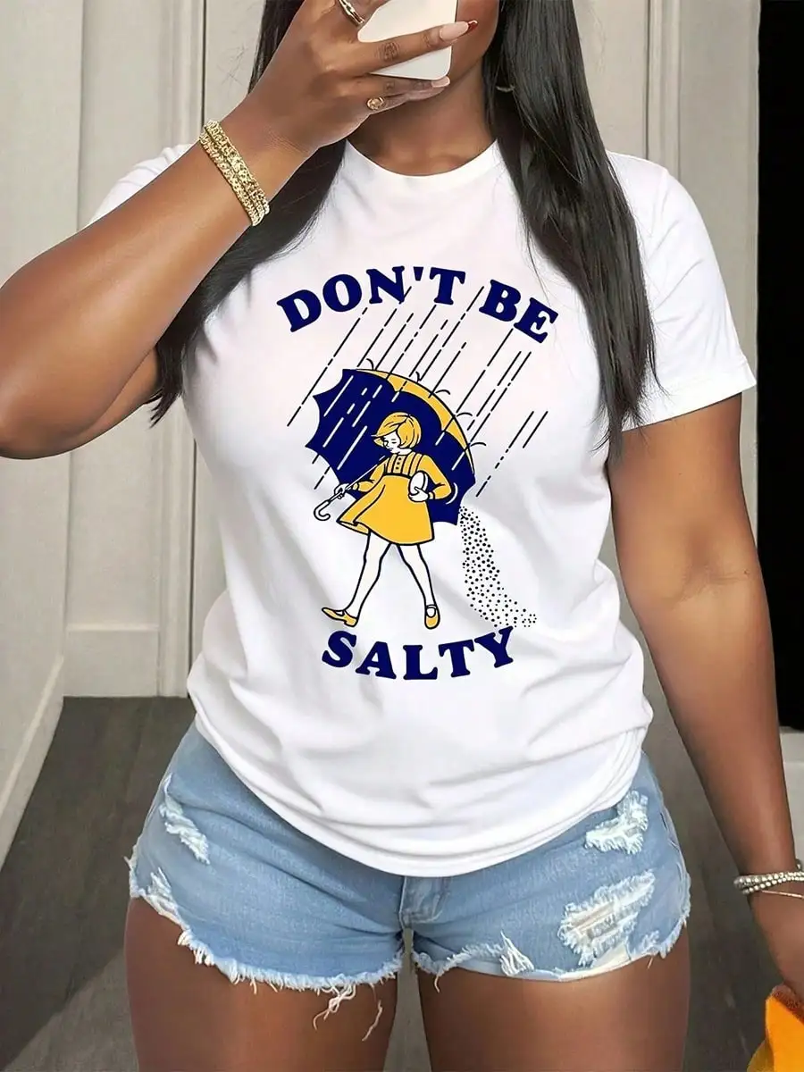 Женская футболка с принтом «Don't Be Salty» — мягкая хлопковая футболка с игривым принтом дождя и зонта, повседневный крой для ежедневной носки
Женская футболка с принтом «Don't Be Salty» — мягкая хлопковая футболка с игривым принтом дождя и зонта, повседневный крой для ежедневной носки