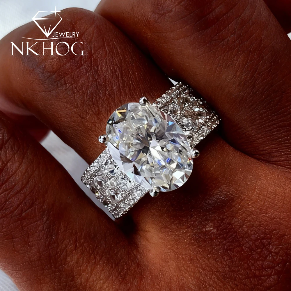NKHOG Luxury 8CT Oval Moissanite Rings For Men Women S925 Silver Engagement Wedding Diamond Band 18K Plated Fine Jewelry Gifts
NKHOG Luxury 8CT Oval Moissanite Rings For Men Women S925 Silver Engagement Wedding Diamond Band 18K Plated Fine Jewelry Gifts