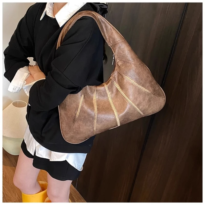 Винтажная сумка-багет Женские дизайнерские сумки Большая вместительная сумка-бродяга Женские сумки на плечо Bolsos Para Mujer Сумки Bolsas De Mujer
Винтажная сумка-багет Женские дизайнерские сумки Большая вместительная сумка-бродяга Женские сумки на плечо Bolsos Para Mujer Сумки Bolsas De Mujer