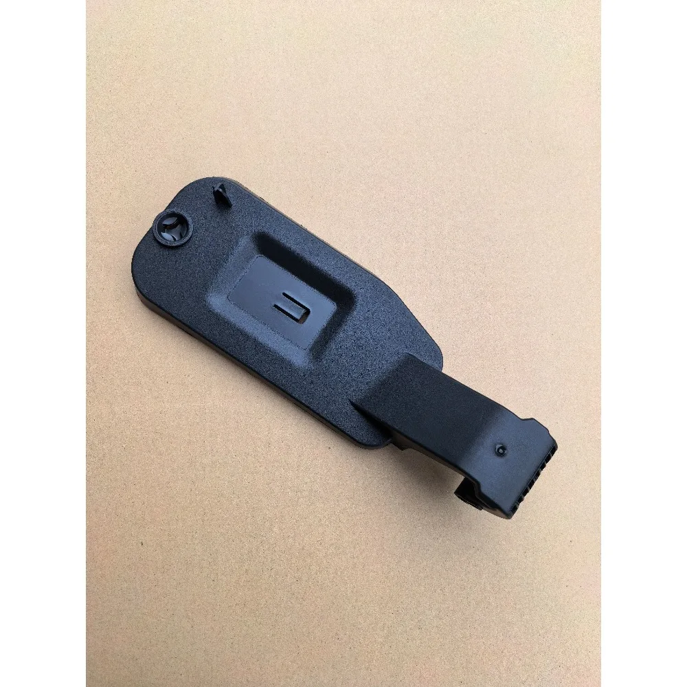 For Dongfeng NAMMI 01 Car Charging Port Switch Cover Panel Foot Chain Charging Port Base Genuine Brand New
For Dongfeng NAMMI 01 Car Charging Port Switch Cover Panel Foot Chain Charging Port Base Genuine Brand New