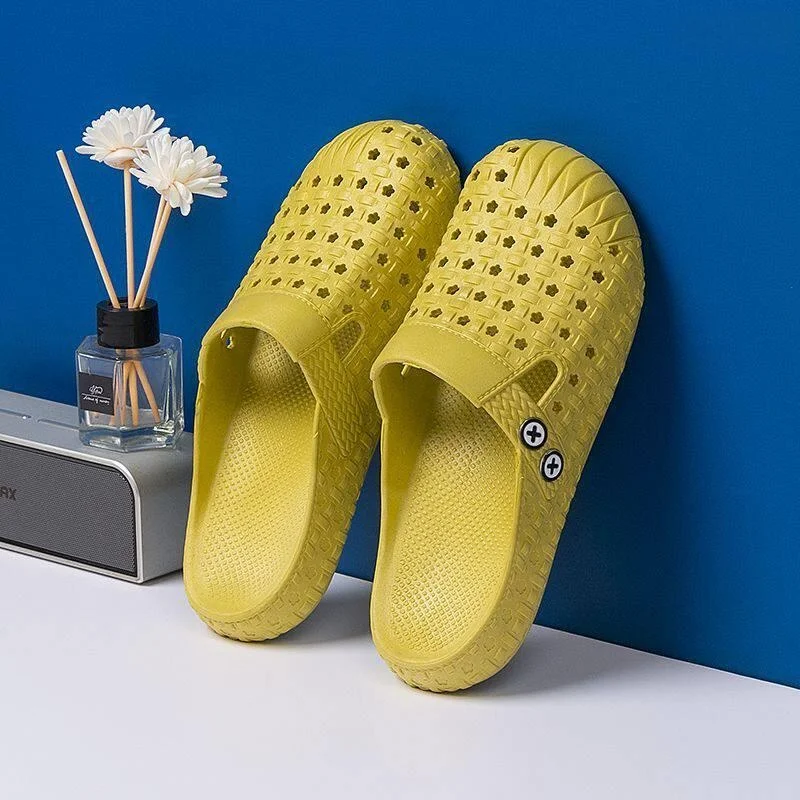 New Mint Summer Slippers Flat Bottom Soft Sole Outdoor Wearable Slip-On Anti-Slip Odor-Resistant Lazy Person Sandals
New Mint Summer Slippers Flat Bottom Soft Sole Outdoor Wearable Slip-On Anti-Slip Odor-Resistant Lazy Person Sandals