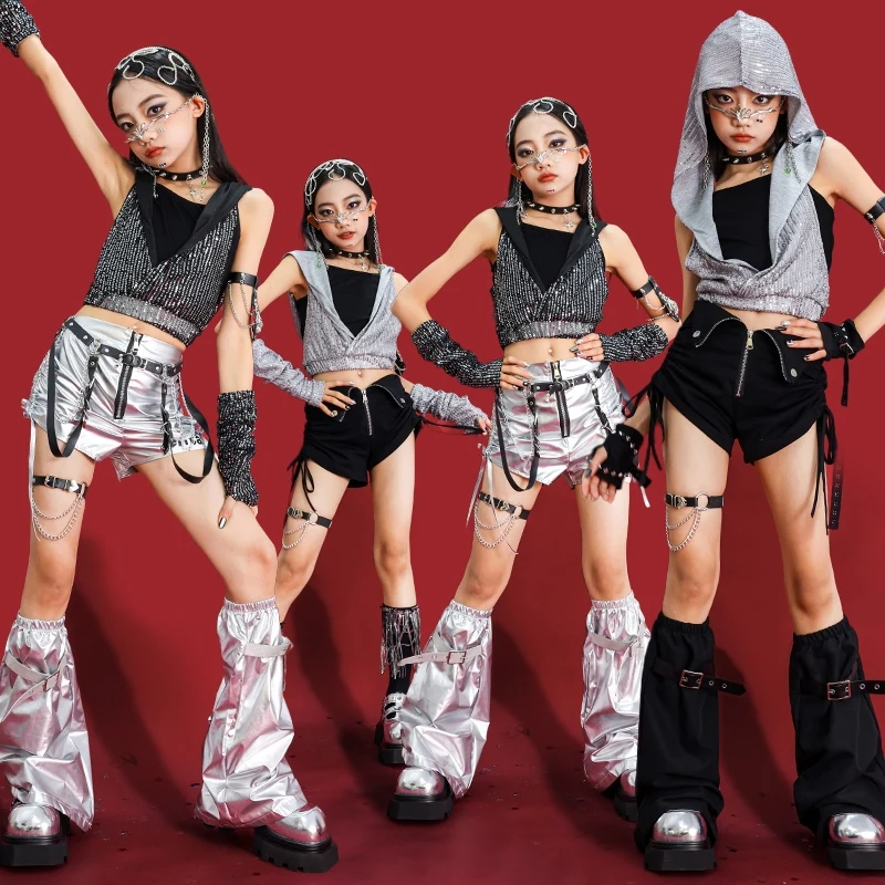 Костюм для джазового танца для девочек, Kpop, танцевальный костюм для сценического шоу, толстовка без рукавов с блестками, черные шорты, танцевальная одежда для концертов 2201
Костюм для джазового танца для девочек, Kpop, танцевальный костюм для сценического шоу, толстовка без рукавов с блестками, черные шорты, танцевальная одежда для концертов 2201
