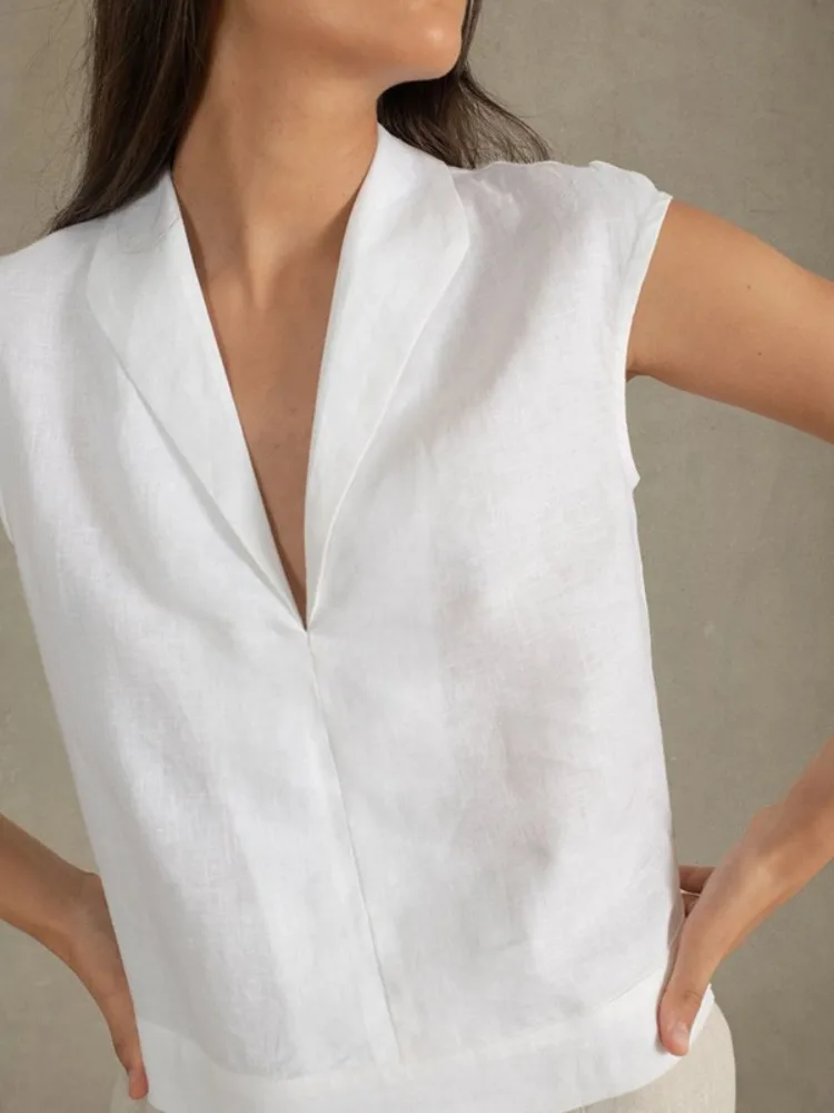 Yeezzi Women Fashion V-Neck Vest Tops 2024 New Summer Sleeveless Solid Color Simple Casual Daily White T-shirts Tees
Yeezzi Women Fashion V-Neck Vest Tops 2024 New Summer Sleeveless Solid Color Simple Casual Daily White T-shirts Tees