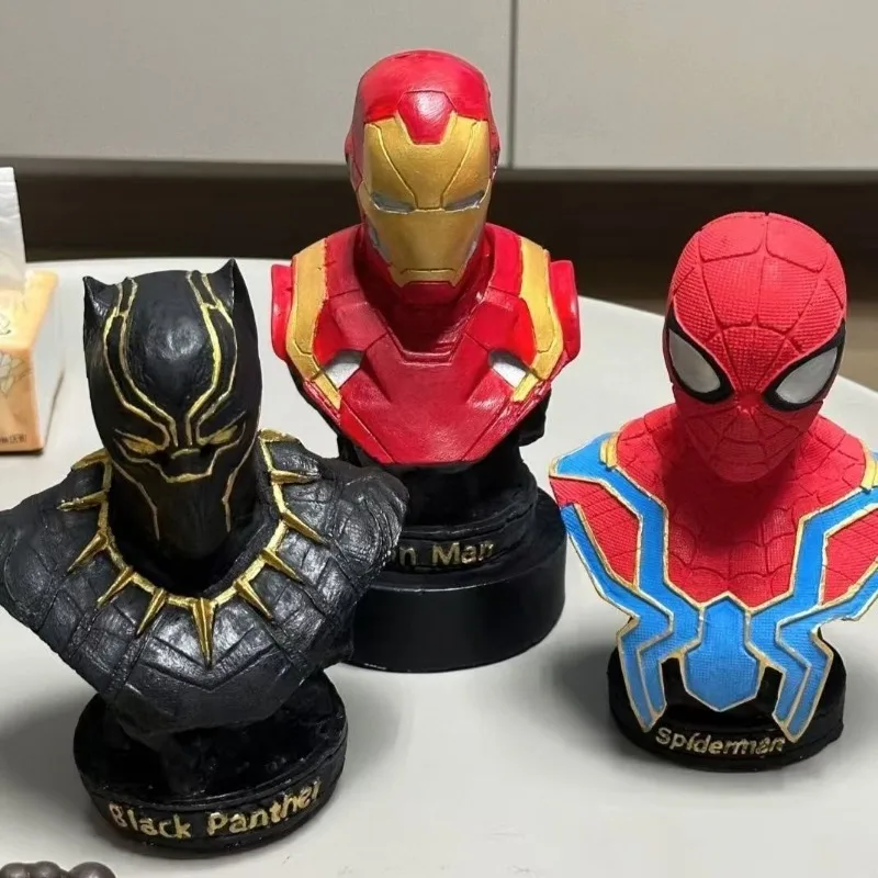 The Avengers 4 Spiderman Captain America Cartoon PeripheralsModel Toy Figurines Boys' Bedroom Office Tabletop Figure Ornaments
The Avengers 4 Spiderman Captain America Cartoon PeripheralsModel Toy Figurines Boys' Bedroom Office Tabletop Figure Ornaments
