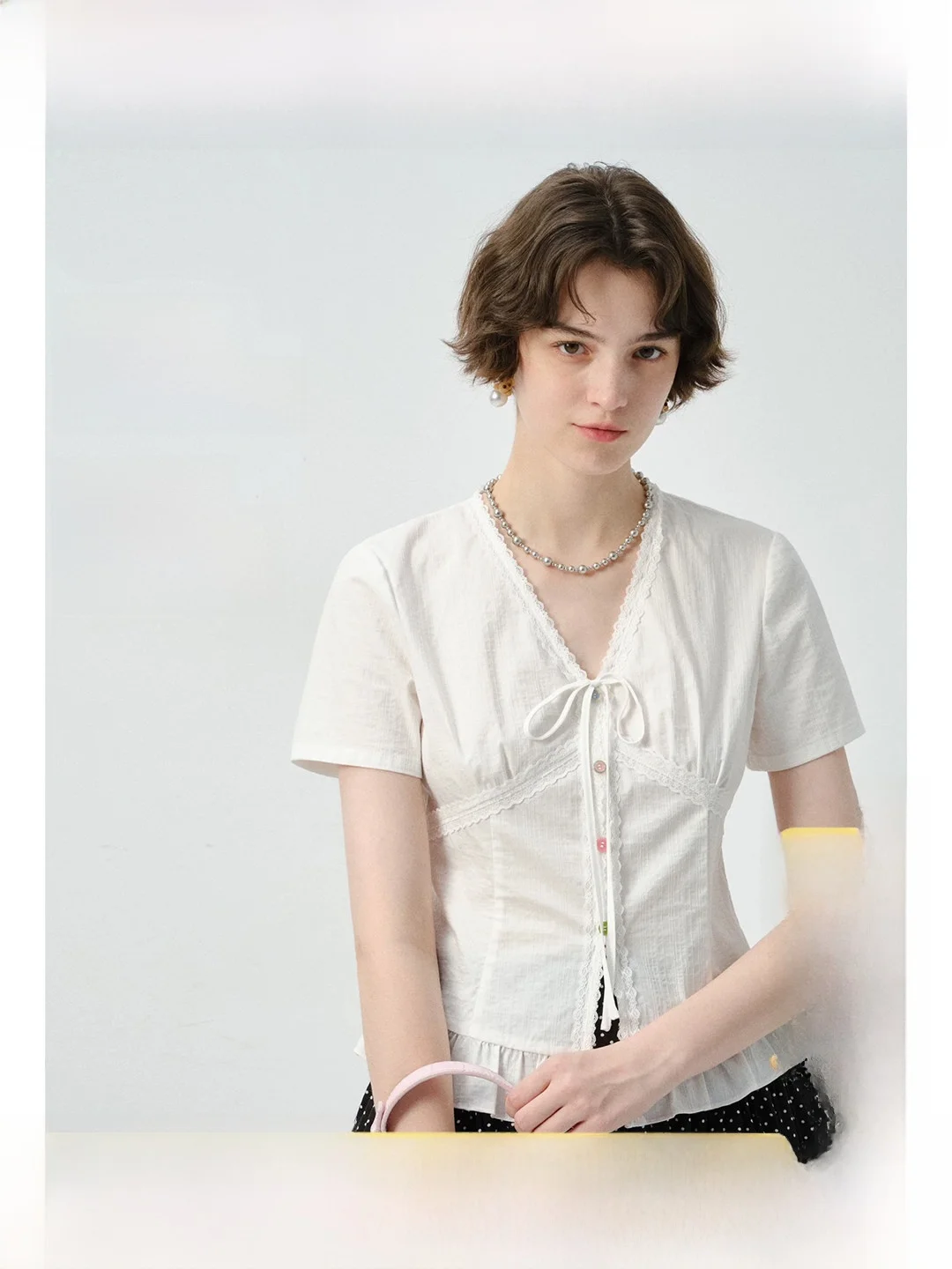 plus Size Women's V-Neck Short Sleeve Shirt Knot Lace Waist Cinched Summer Slim Fit Top Large Size Fashion Ladies' ...
plus Size Women's V-Neck Short Sleeve Shirt Knot Lace Waist Cinched Summer Slim Fit Top Large Size Fashion Ladies' ...