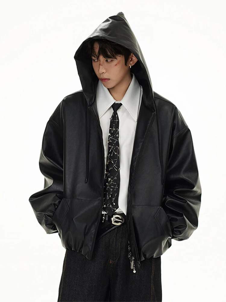 Black Hooded Leather Jacket Men's Short PU Biker Jacket Street Style High Waist Slim Fit American High Street Motorcycle Clothes
Black Hooded Leather Jacket Men's Short PU Biker Jacket Street Style High Waist Slim Fit American High Street Motorcycle Clothes
